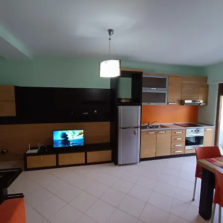 Family 100 Square Metres *