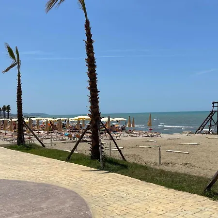 Family 100 Square Metres Appartement Golem (Tirana)