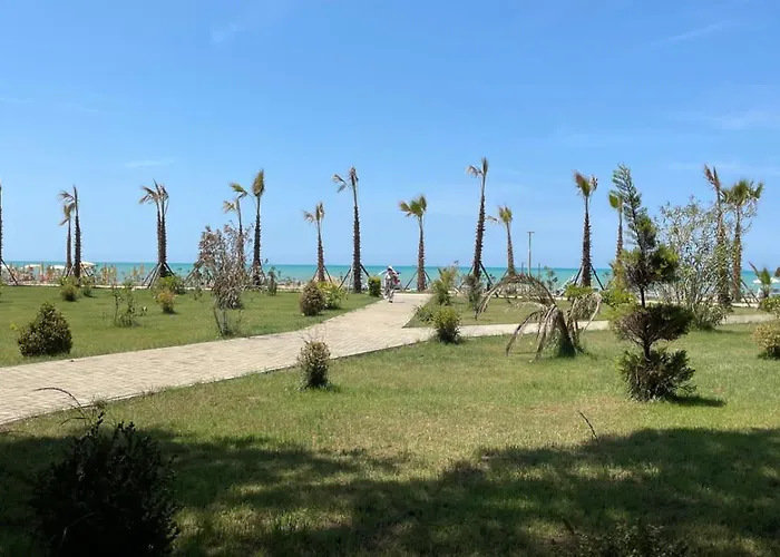 Family 100 Square Metres Appartement *