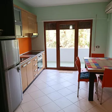 Appartement Family 100 Square Metres Golem (Tirana)