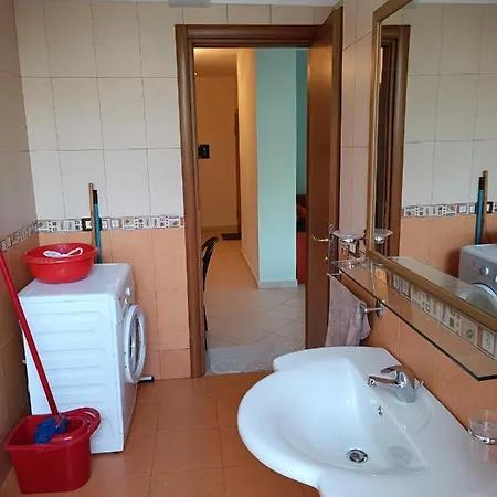 Family 100 Square Metres *